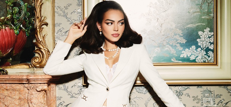Новый роскошный кампейн от Guess!